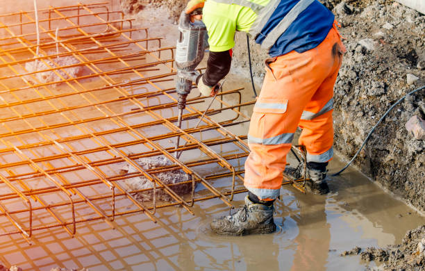 Best Driveways & Floors  in East Chicago, IN